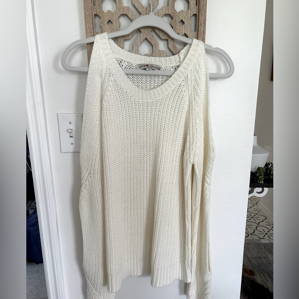 Open Sleeve sweater